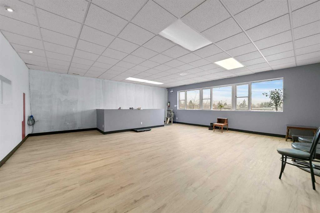 Picture for Bay C, 4707 51 Avenue 