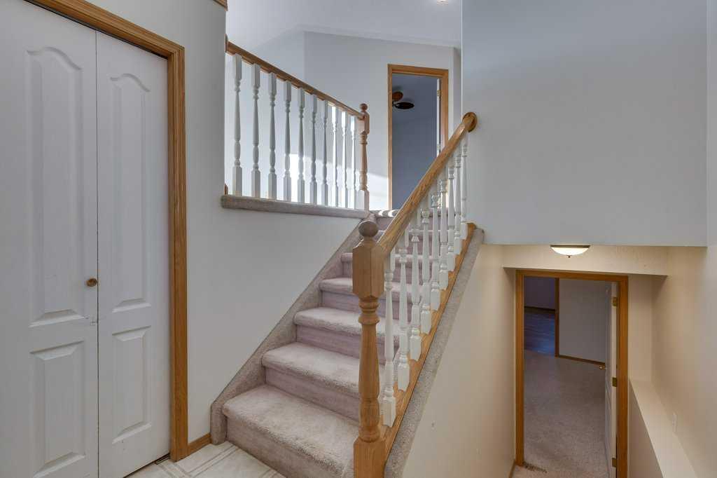 Picture for 16 Lawrence Crescent 