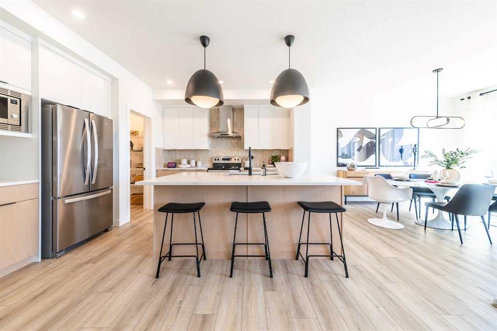 Picture for 579 Buffaloberry Manor SE