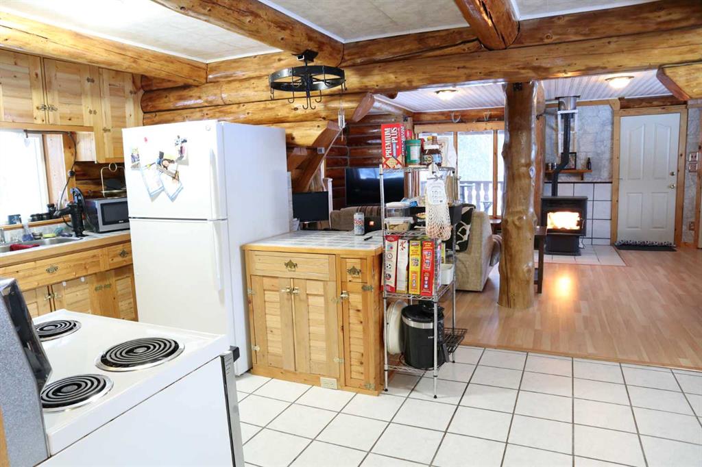 Picture for #23, 42036 TWP ROAD 471  