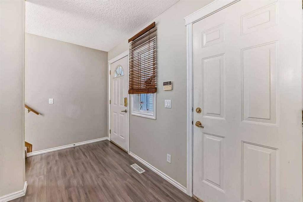 Picture for 42 Somerside Place SW