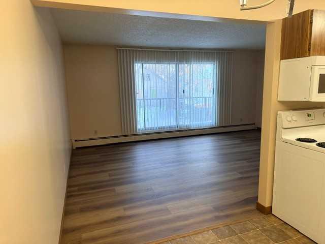 Picture for 203A, 4714 55 Street 