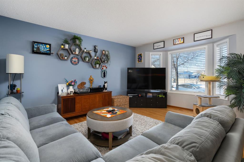 Picture for 6611 54 Avenue 