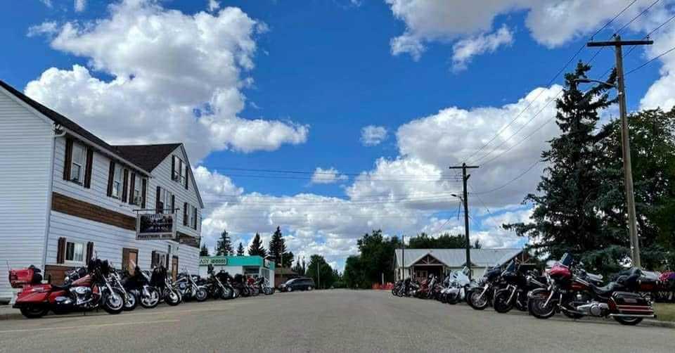 Picture for 5004 50 Avenue 