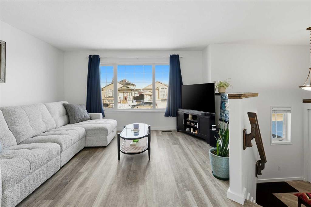 Picture for 5807 44 Avenue 