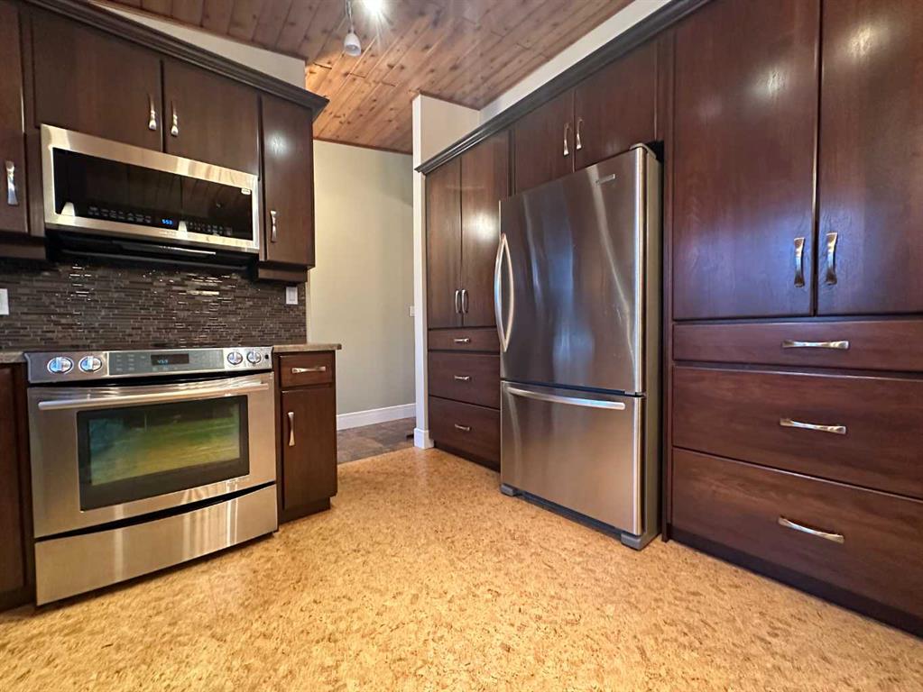 Picture for 5908 57 Avenue 