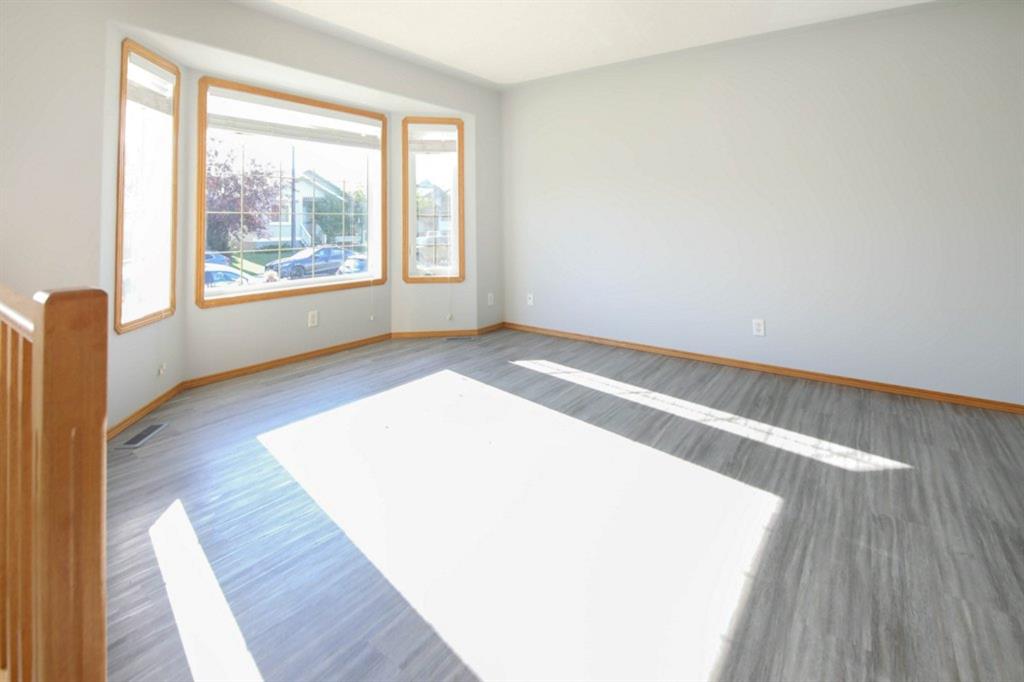 Picture for 33 Duckering Close 