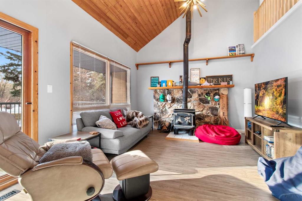 Picture for 36 Birch Crescent 