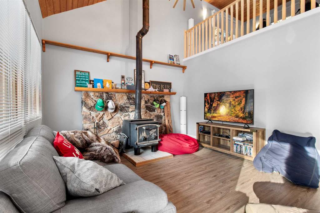 Picture for 36 Birch Crescent 