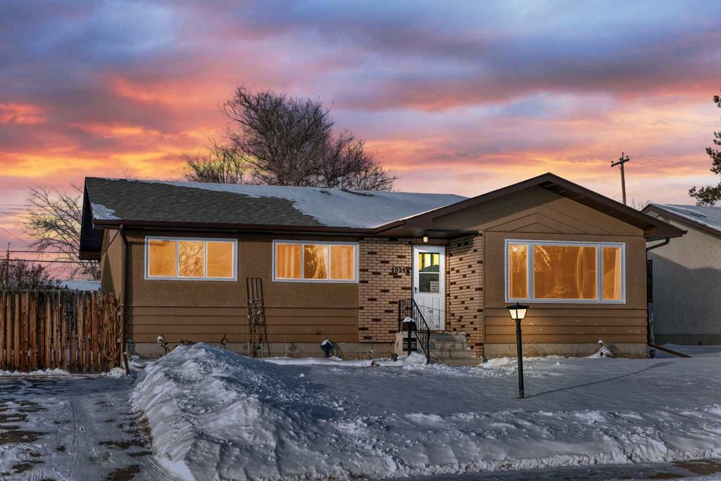 Picture for 4924 39 Street 