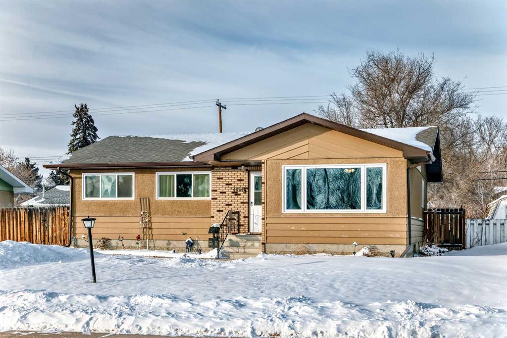 Picture for 4924 39 Street 