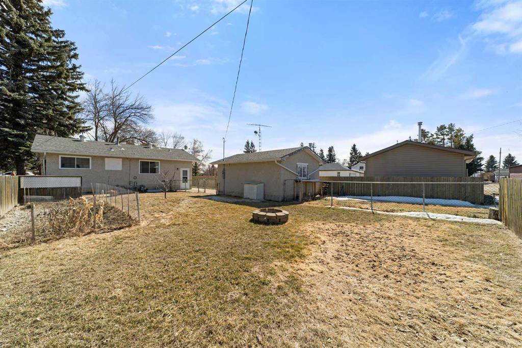 Picture for 4909 51 Street 