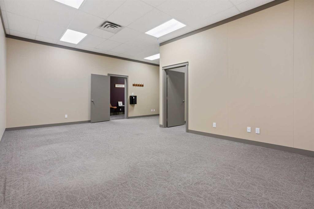 Picture for Unit A, 5051 50 Street 