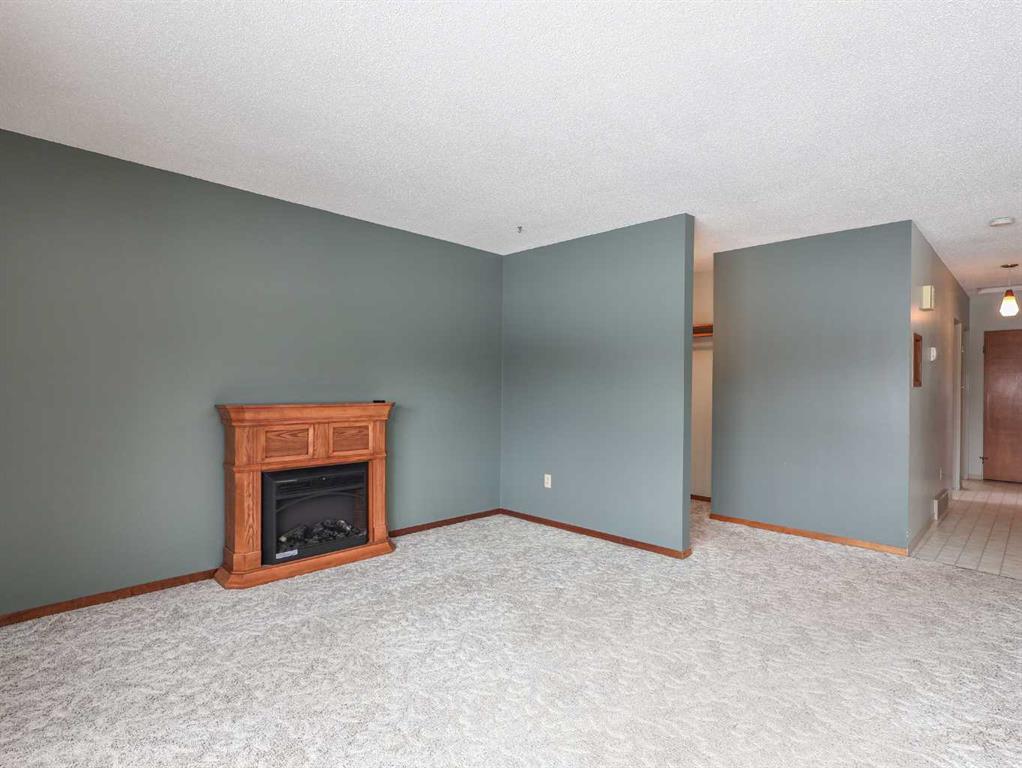 Picture for 5718 40 Avenue 