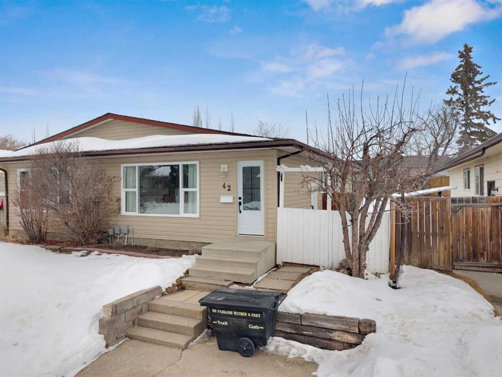 Picture for 42 Valley Crescent  