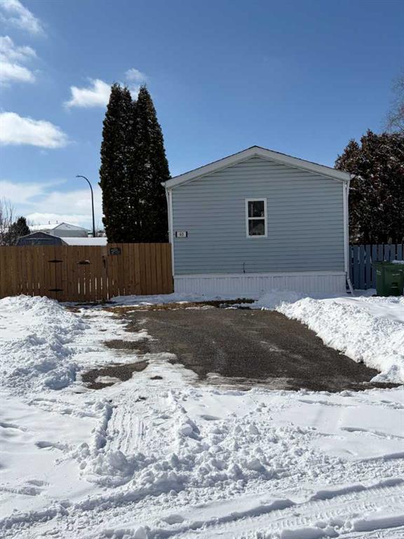 Picture for 40, 5344 76 Street 