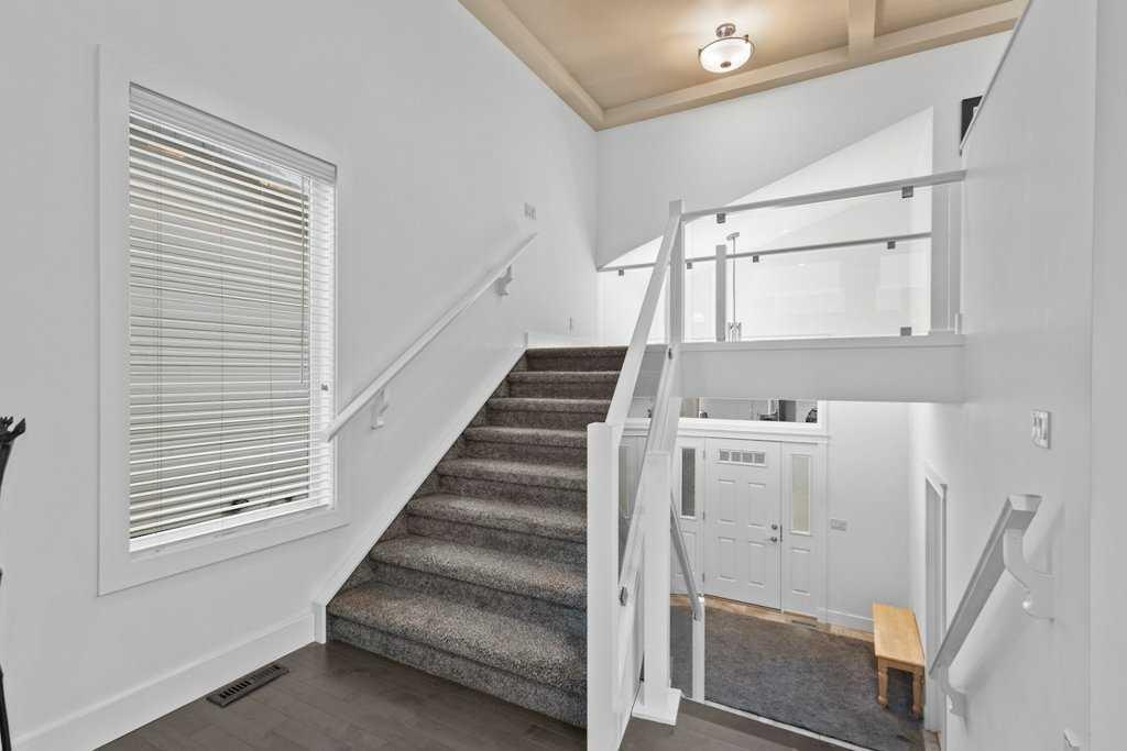 Picture for 25 Leaside Crescent 