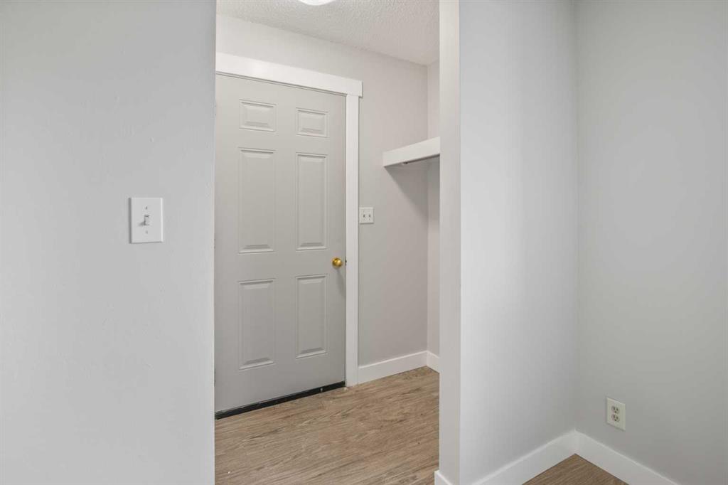 Picture for 6007 59 Street 