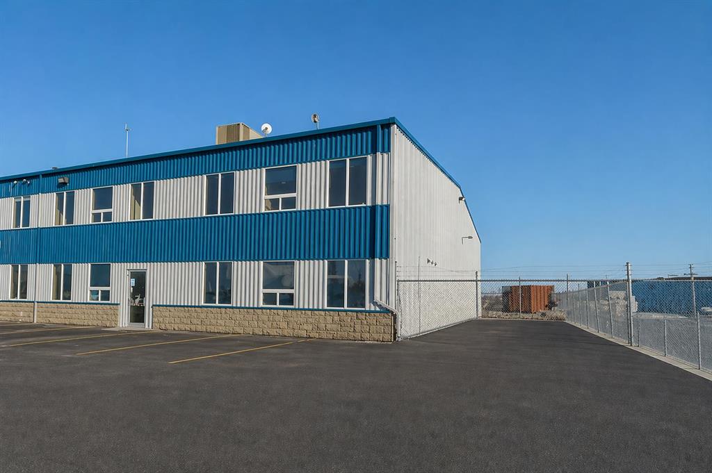 Picture for 3, 8 GATEWAY Boulevard 