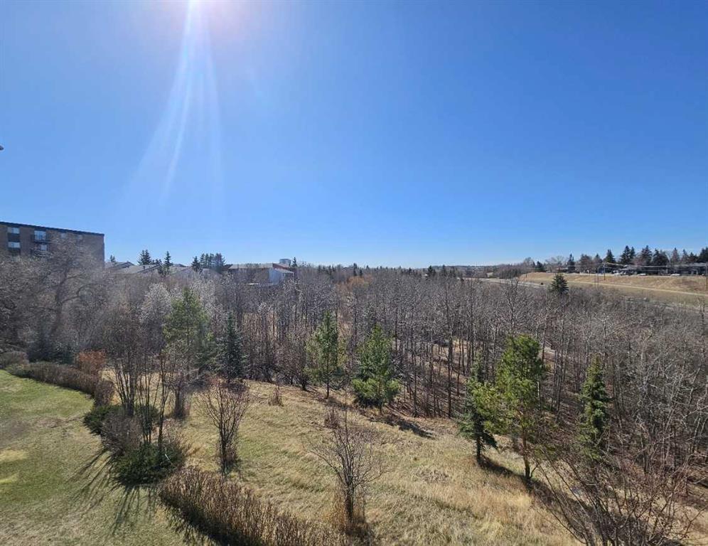 Picture for 302, 5217 39 Street 