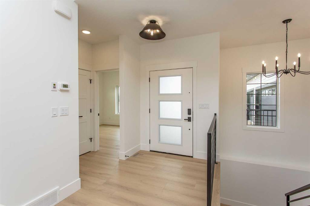 Picture for 203, 38452 Range Road 284  