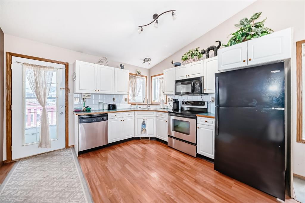 Picture for 97 Westglen Close 