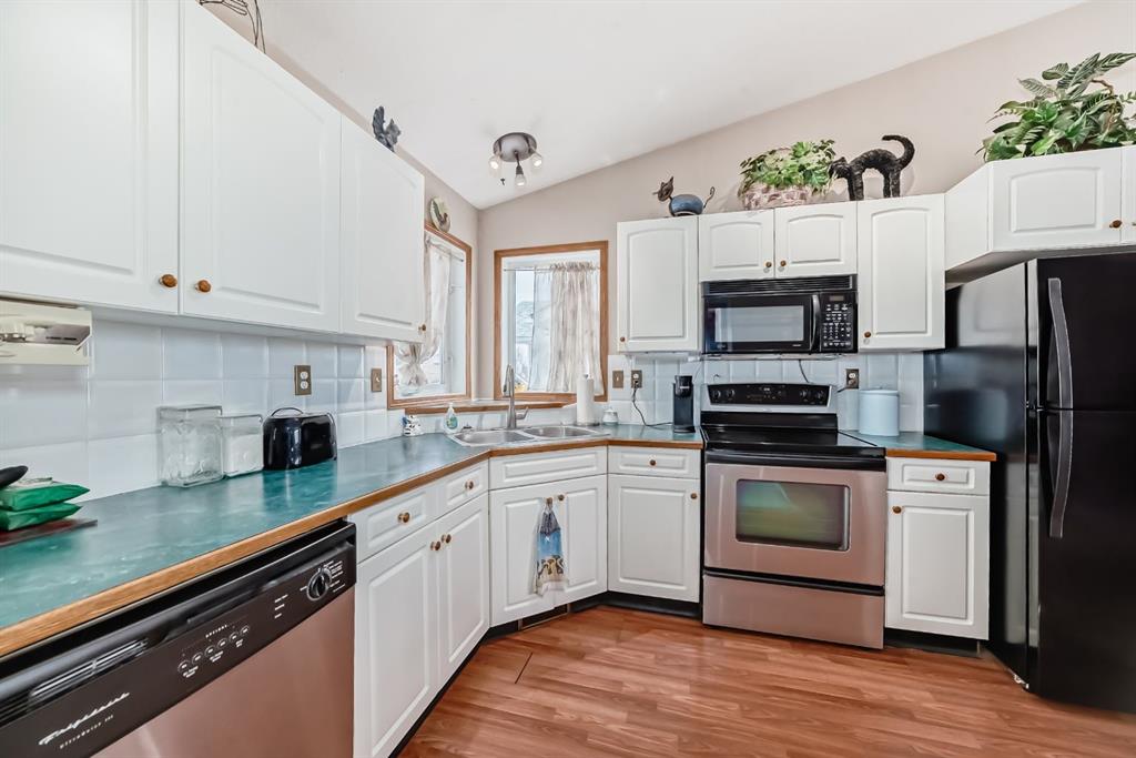 Picture for 97 Westglen Close 