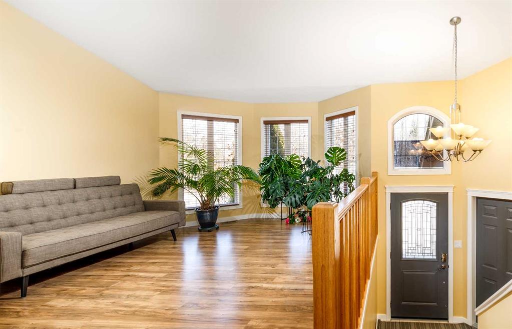 Picture for 43 Webster Drive 