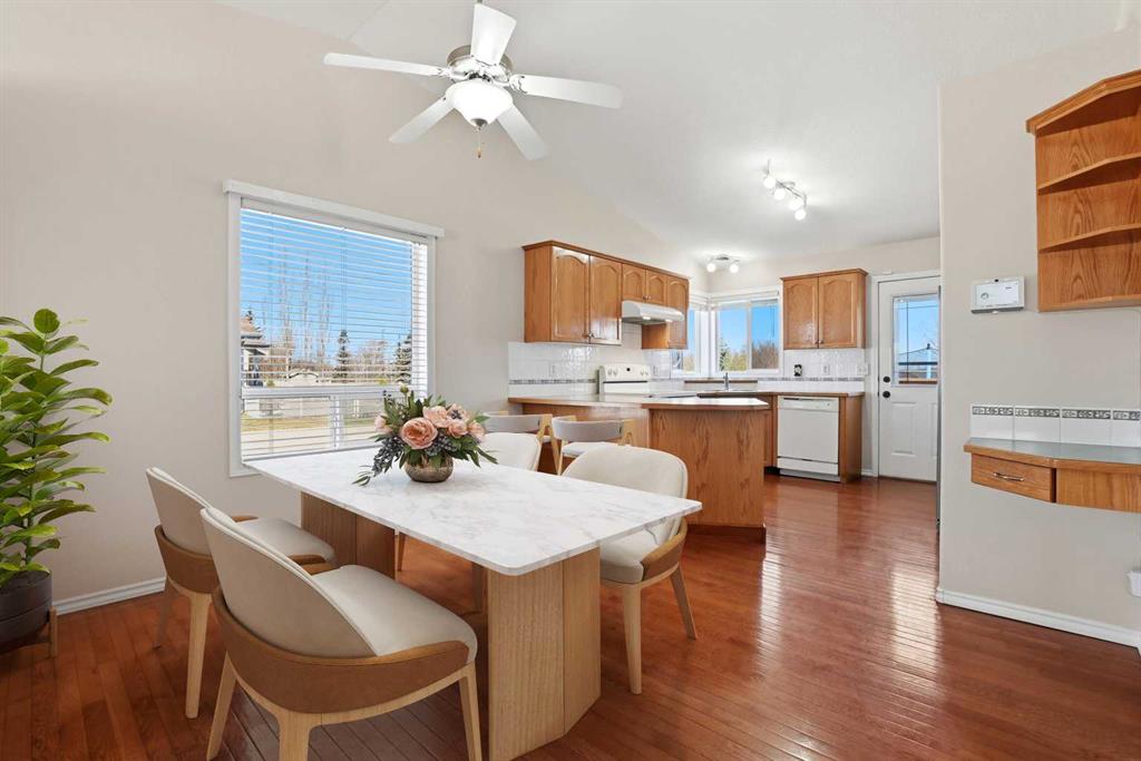 Picture for 2 Lewis Close 