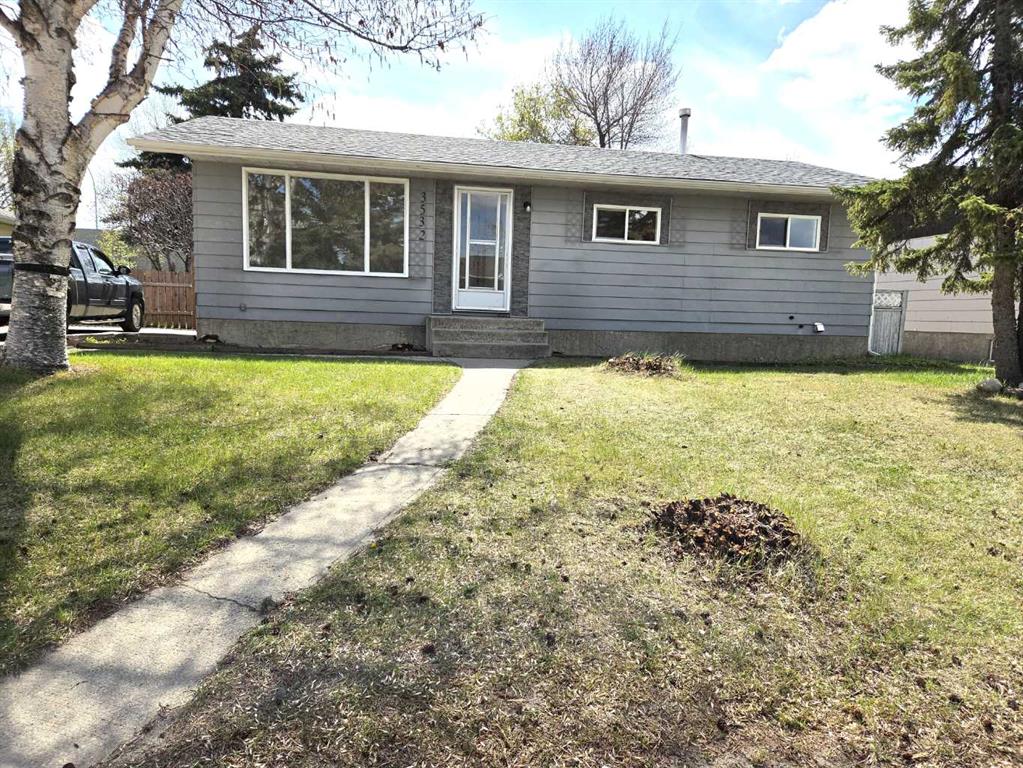 Picture for 3532 50 Avenue E