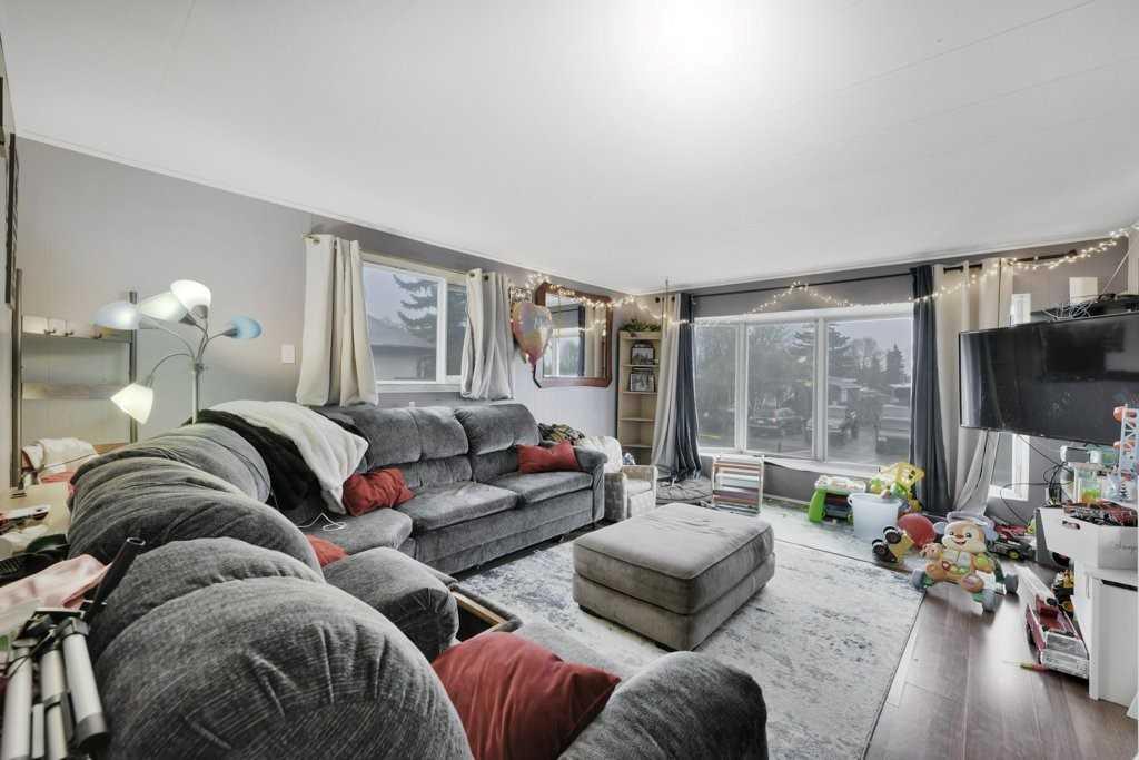 Picture for 36 Hearthstone Drive 