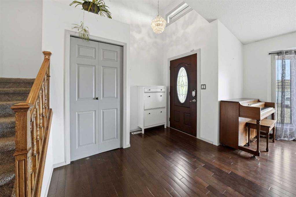 Picture for 76 Dixon Crescent 