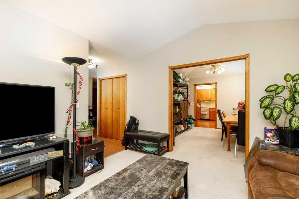 Picture for 6 Densmore Crescent 