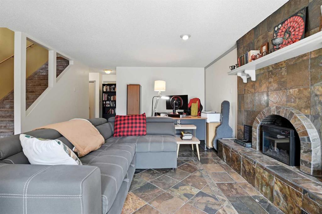 Picture for 26 Gummow Close 