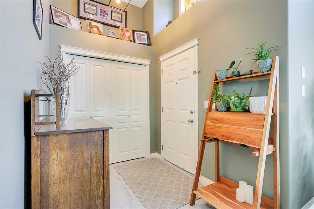 Picture for 284 Vanson Close 