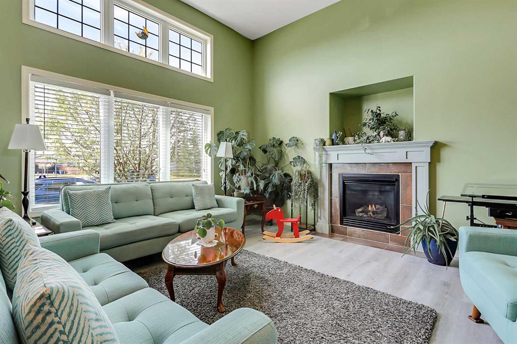 Picture for 284 Vanson Close 