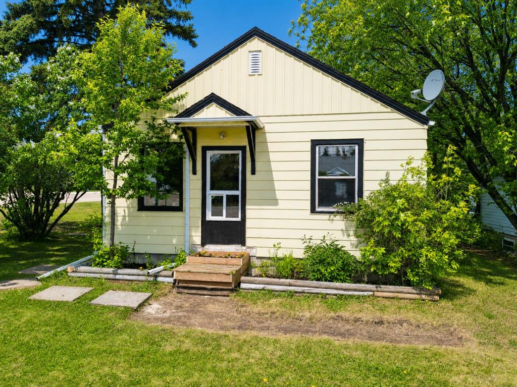 Picture for 4732 52 Street 