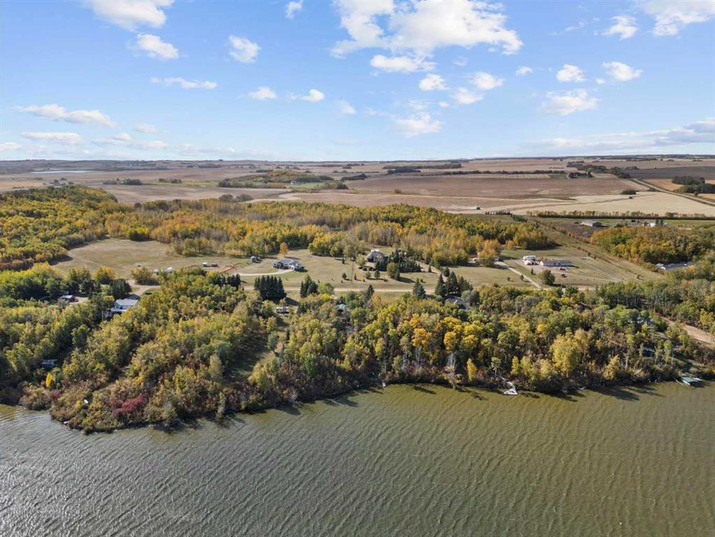 Picture for 126 Beaver Drive  https://www.cirrealty.ca/reb/cara/3/A2260673_3.jpg