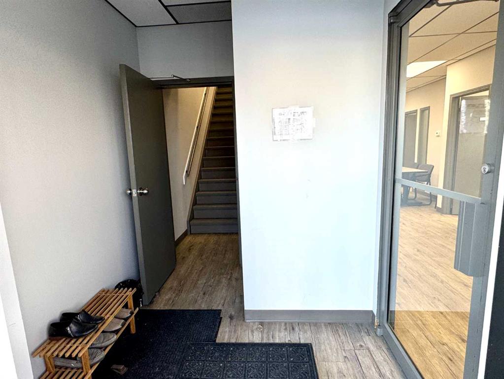 Picture for 5, 7969 49 Avenue 