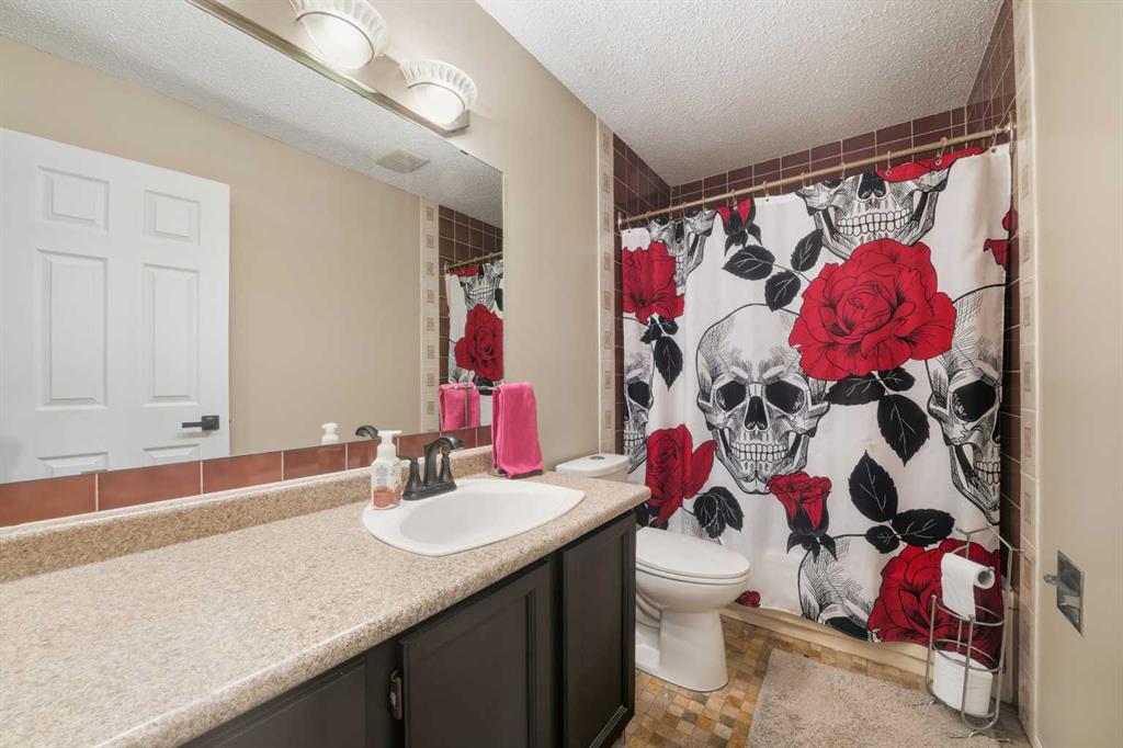 Picture for 21 Cunningham Crescent  https://www.cirrealty.ca/reb/cara/3/A2263803_21.jpg