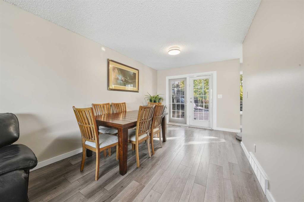 Picture for 21 Cunningham Crescent  https://www.cirrealty.ca/reb/cara/3/A2263803_22.jpg