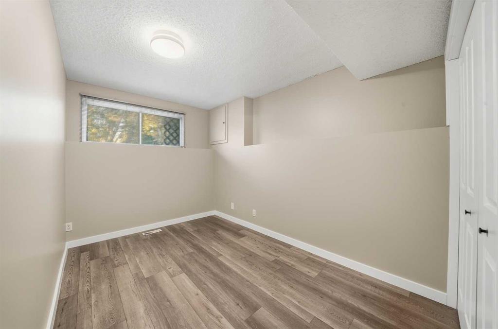 Picture for 21 Cunningham Crescent  https://www.cirrealty.ca/reb/cara/3/A2263803_29.jpg