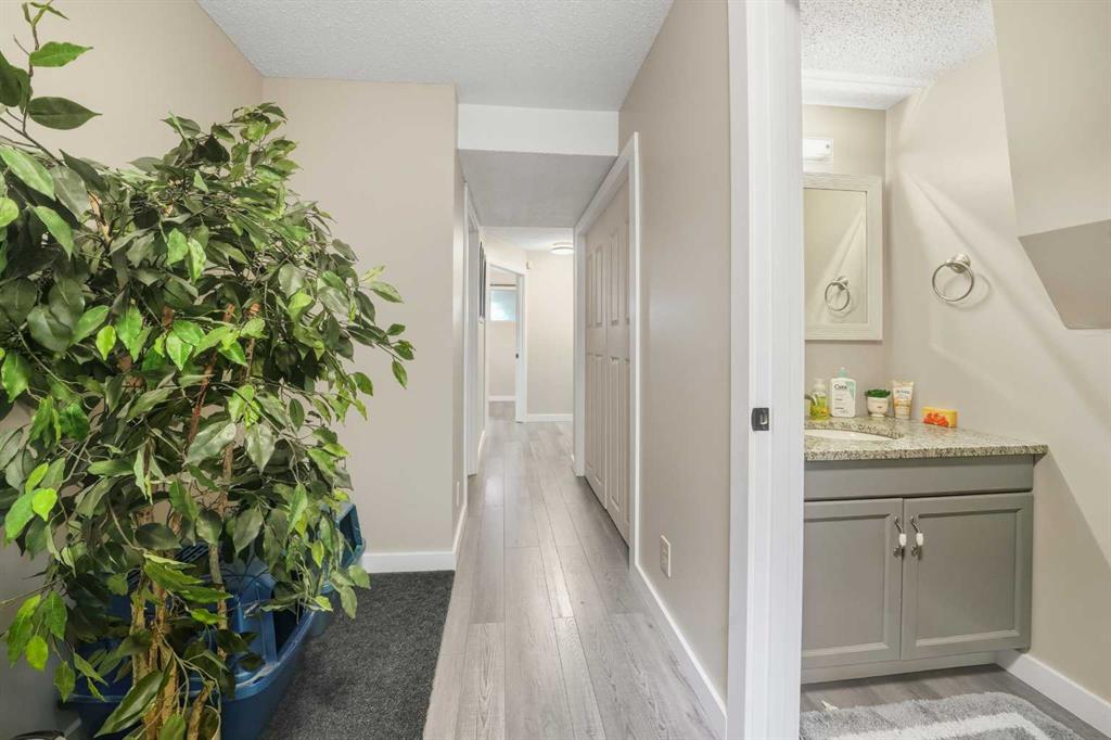 Picture for 21 Cunningham Crescent  https://www.cirrealty.ca/reb/cara/3/A2263803_31.jpg