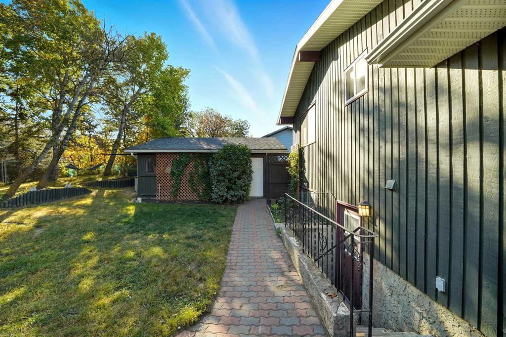 Picture for 21 Cunningham Crescent  https://www.cirrealty.ca/reb/cara/3/A2263803_42.jpg