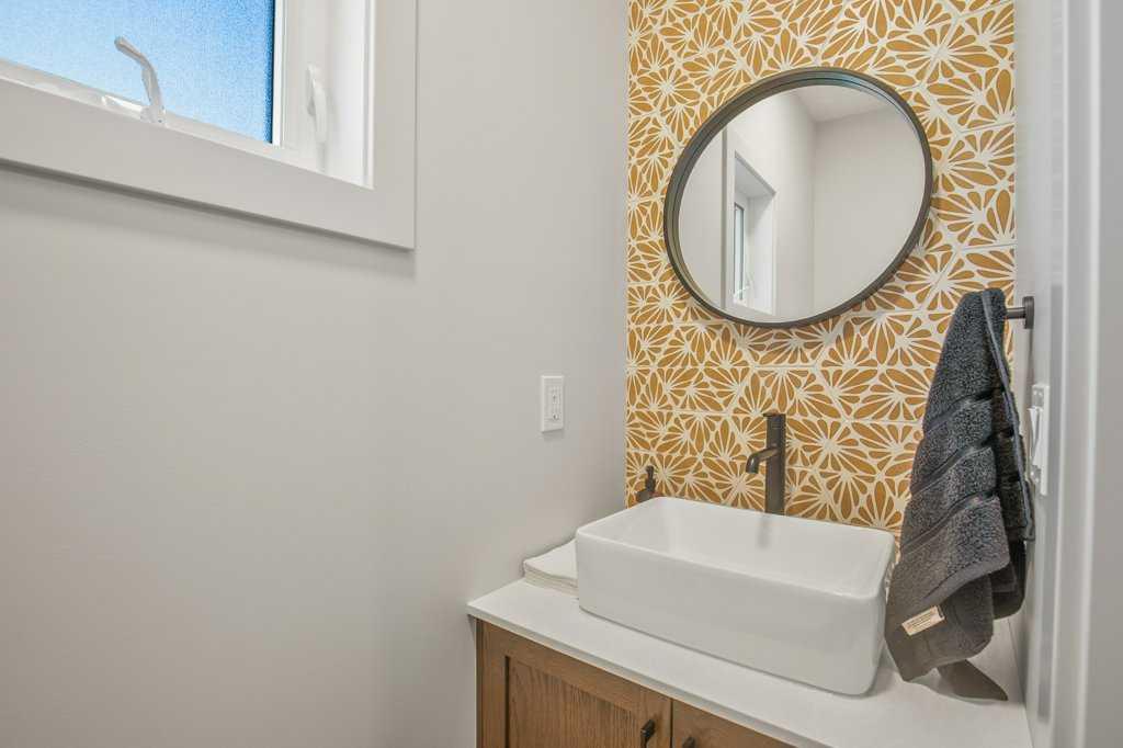 Picture for 62 Eaton Crescent  https://www.cirrealty.ca/reb/cara/3/A2263873_16.jpg