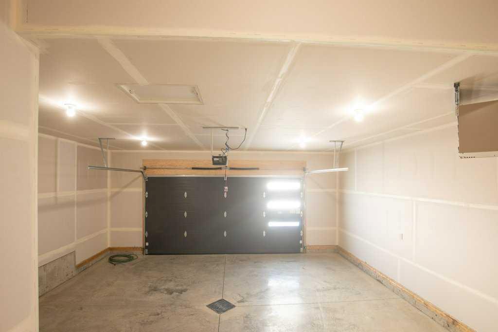 Picture for 62 Eaton Crescent  https://www.cirrealty.ca/reb/cara/3/A2263873_17.jpg