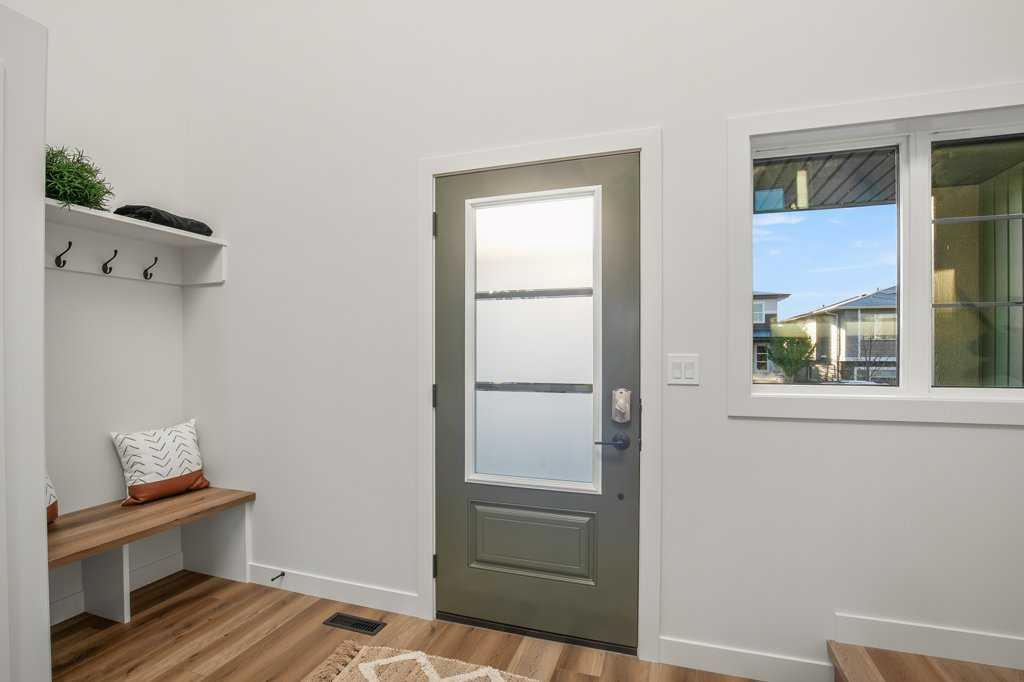 Picture for 62 Eaton Crescent  Picture for 62 Eaton Crescent