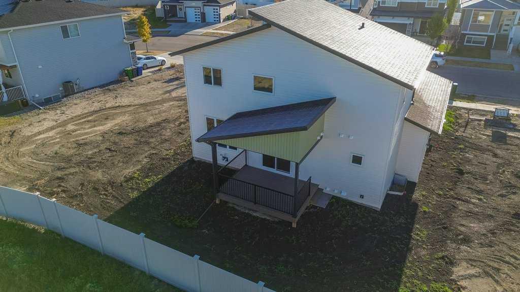 Picture for 62 Eaton Crescent  https://www.cirrealty.ca/reb/cara/3/A2263873_35.jpg