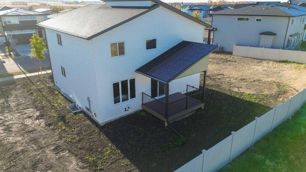 Picture for 62 Eaton Crescent  https://www.cirrealty.ca/reb/cara/3/A2263873_37.jpg