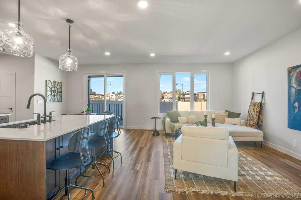 Picture for 62 Eaton Crescent  Picture for 62 Eaton Crescent